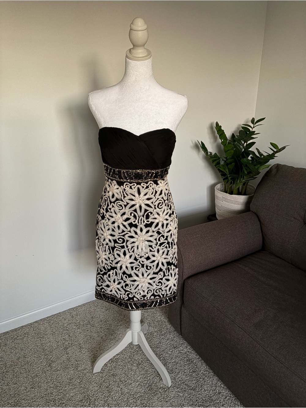 Sue Wong Strapless Black Bodice with Cream Floral Lace Dress